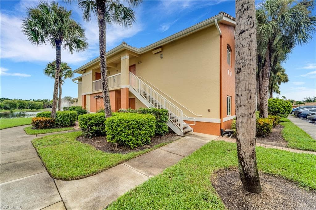 6450 Aragon WAY 202 FORT MYERS, FL 33966