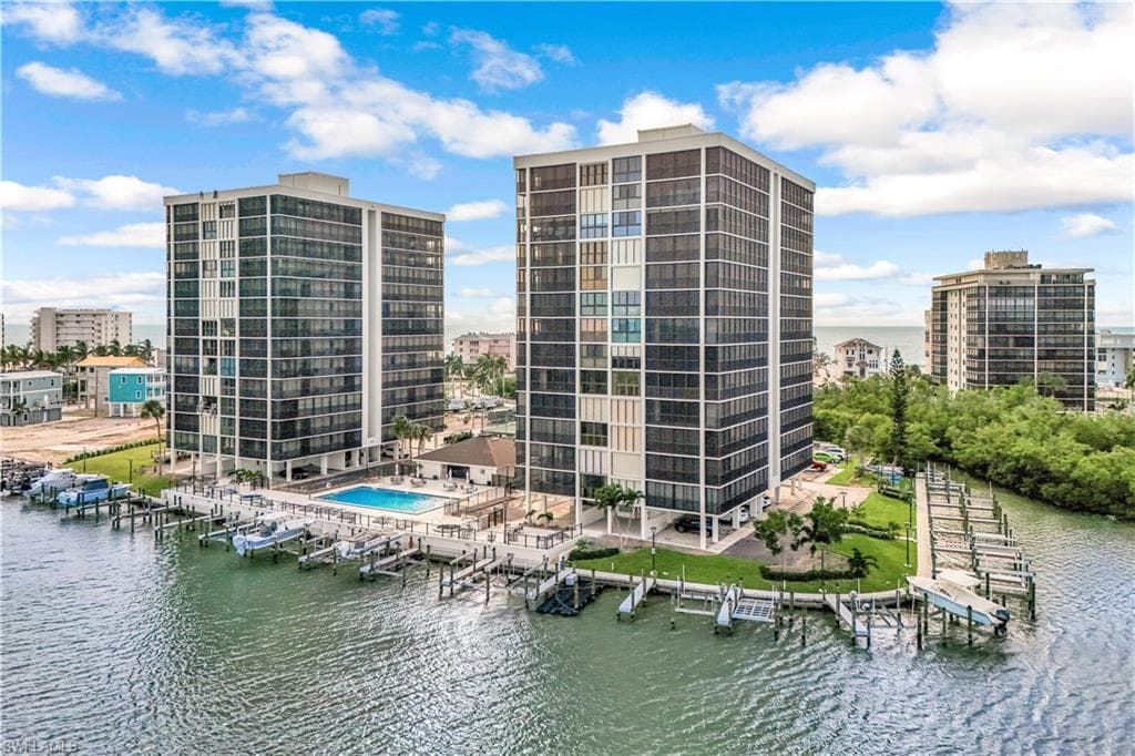 26225 Hickory BLVD 5B BONITA SPRINGS, FL 34134