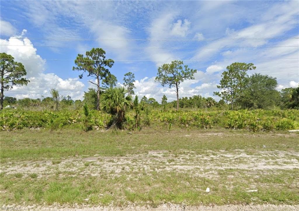 648 Columbus Blvd S LEHIGH ACRES, FL 33974