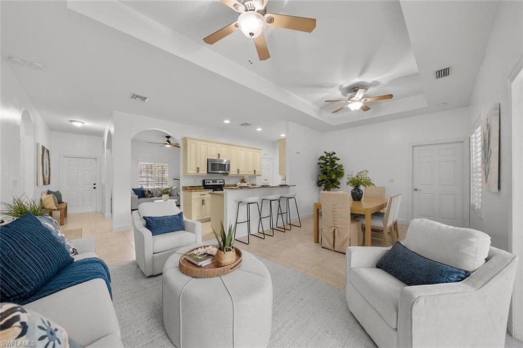 535 33rd AVE NE NAPLES, FL 34120