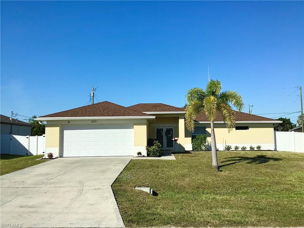 223 SW 31st ST CAPE CORAL, FL 33914