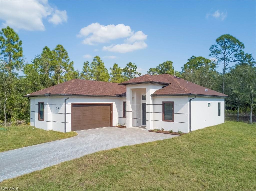 704 Richmond AVE N LEHIGH ACRES, FL 33972