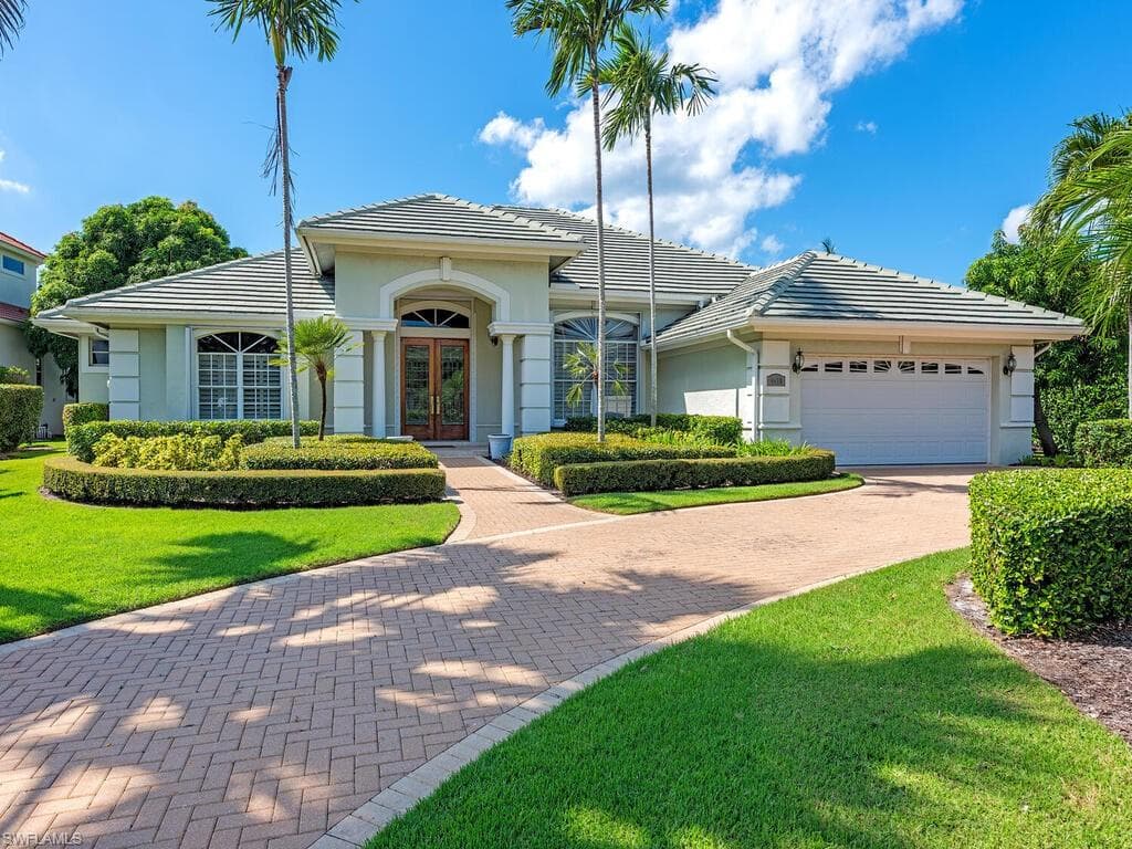 4459 Crayton RD NAPLES, FL 34103