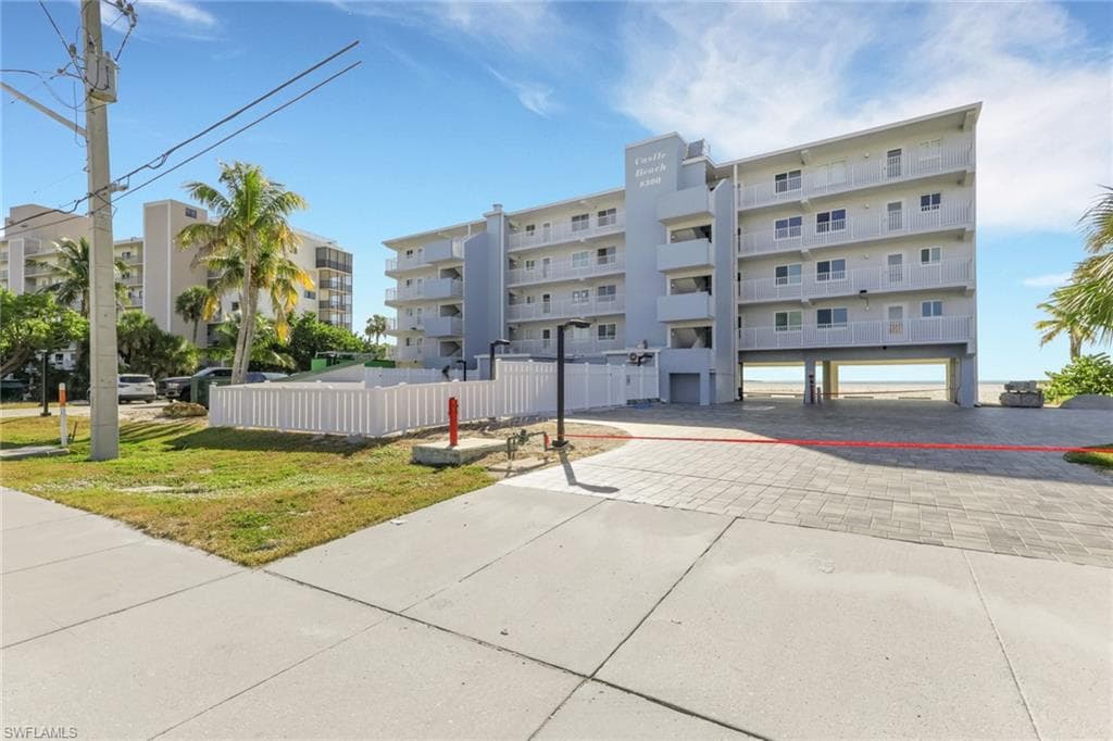 8300 Estero BLVD 204 FORT MYERS BEACH, FL 33931