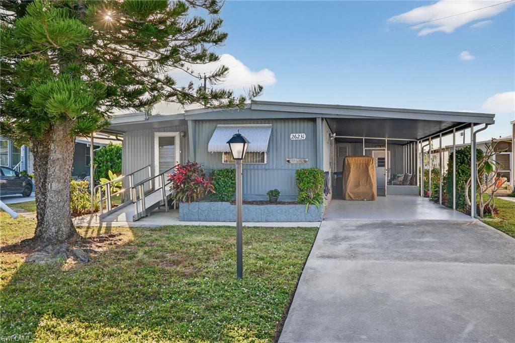 26231 Imperial Harbor BLVD BONITA SPRINGS, FL 34135