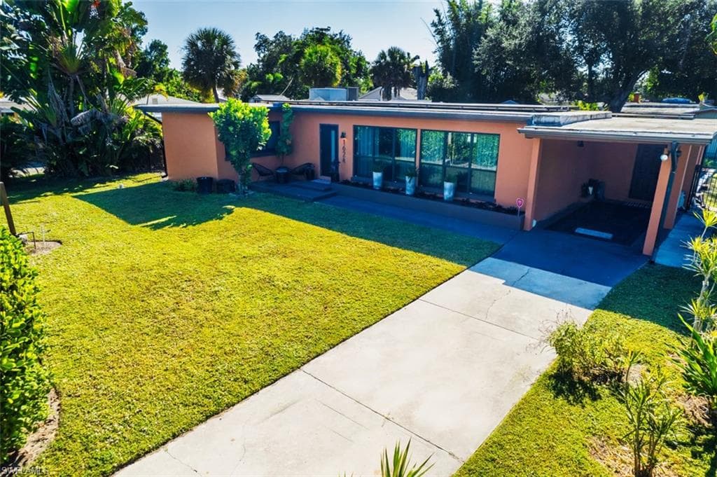 1624 Hanson ST FORT MYERS, FL 33901