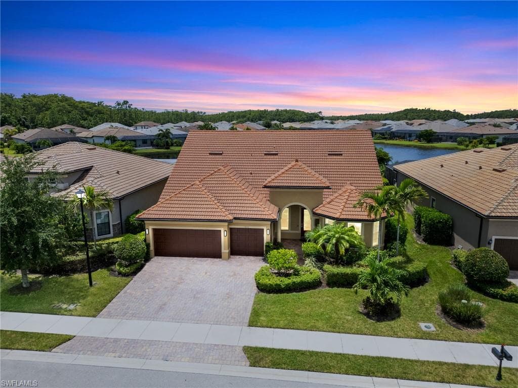 14016 Hawks Eye CT ESTERO, FL 33928