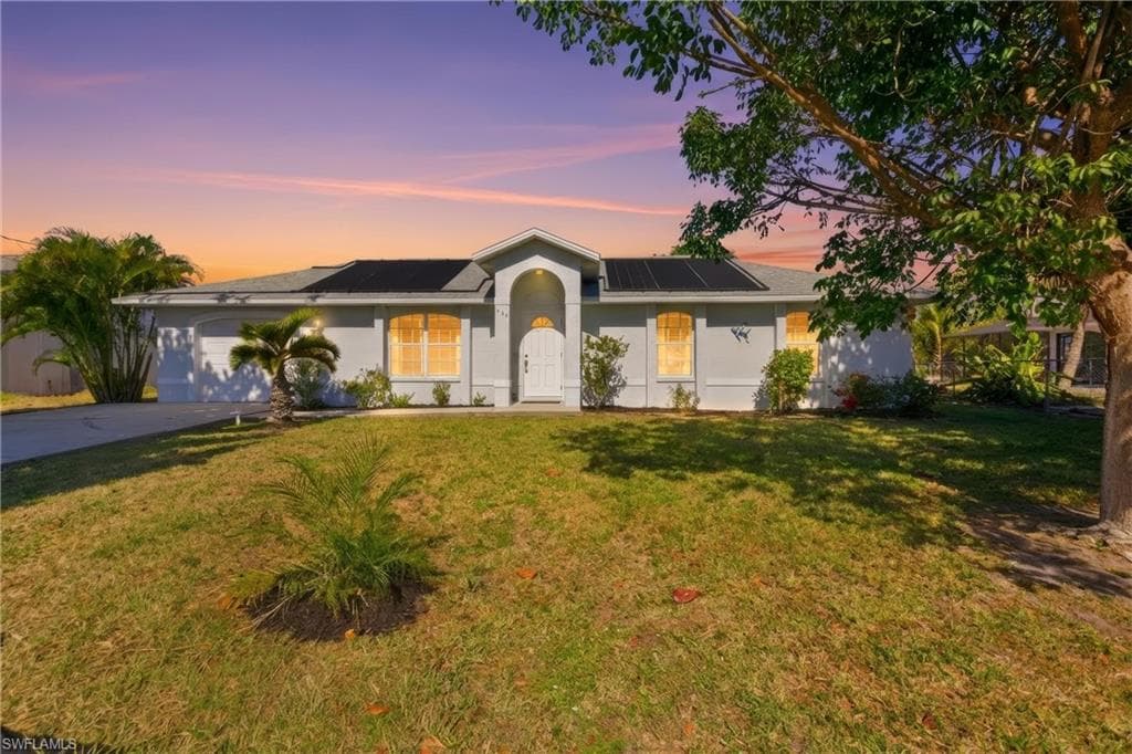 913 16th ST CAPE CORAL, FL 33990