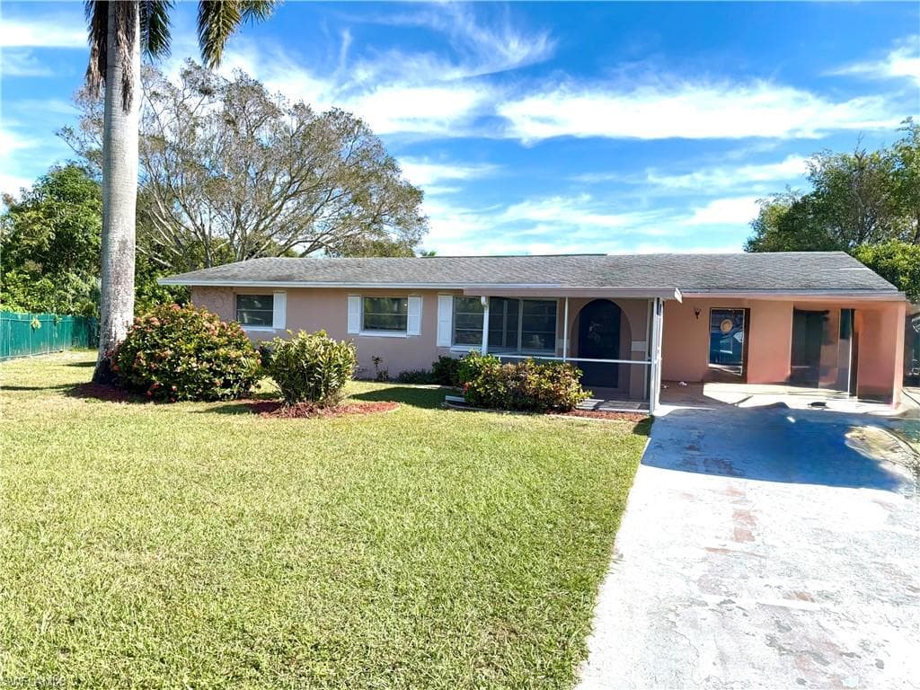 25 Castlebar CIR FORT MYERS, FL 33905