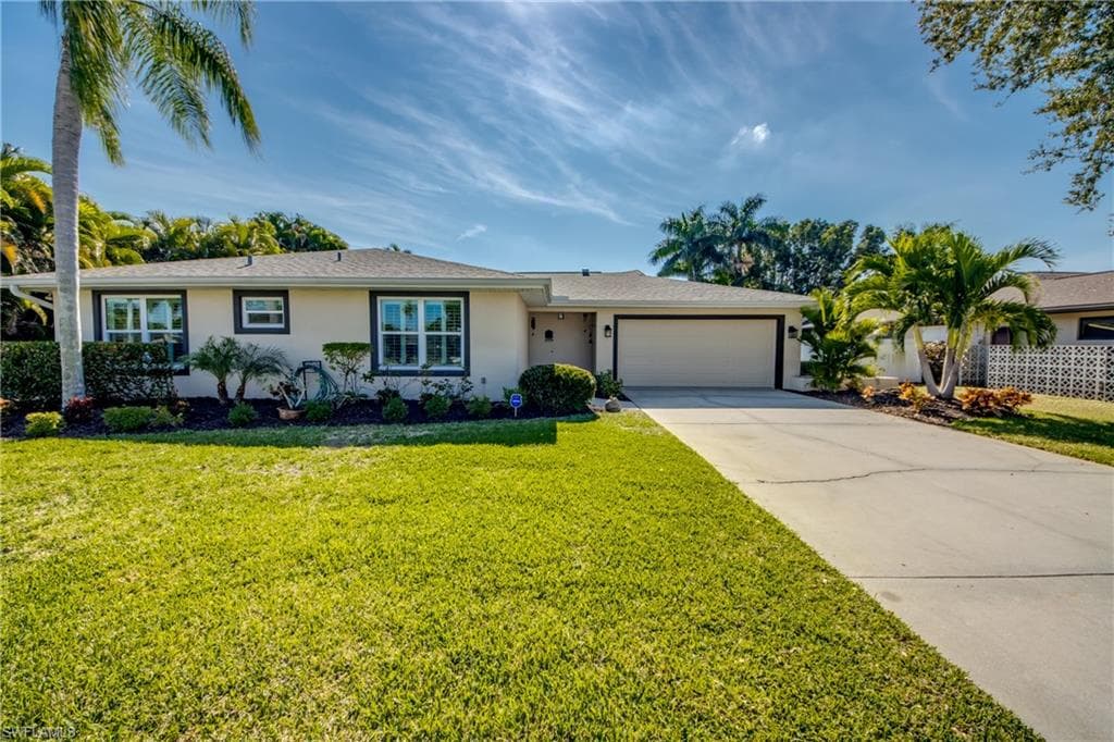 1584 Woodwind CT FORT MYERS, FL 33919
