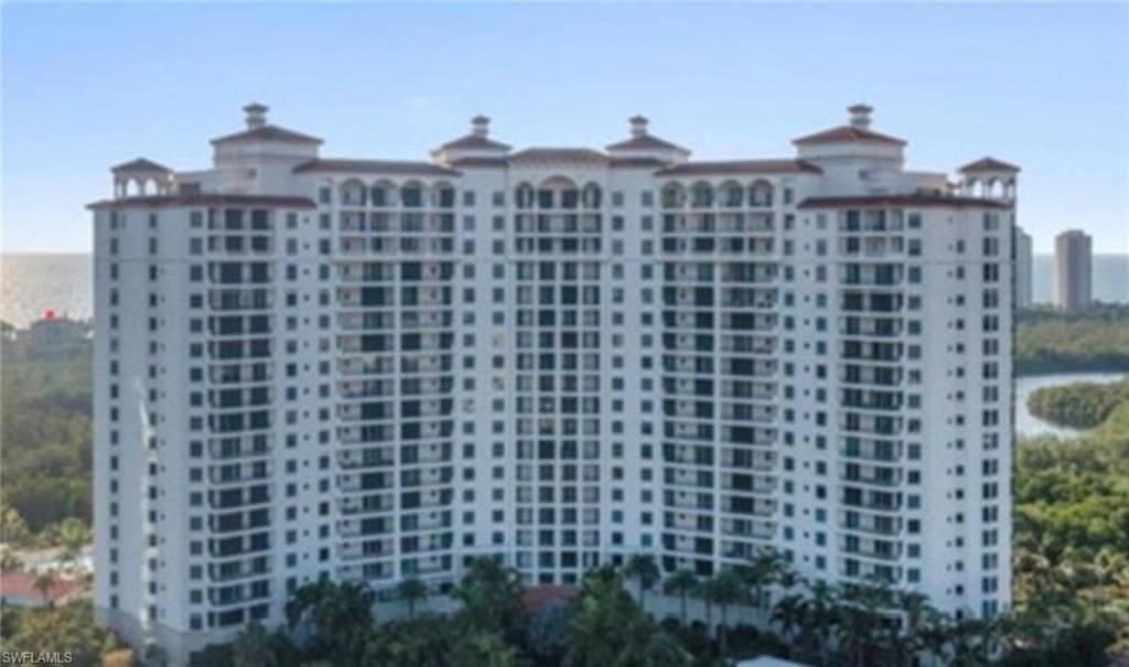 7575 Pelican Bay BLVD 707 NAPLES, FL 34108