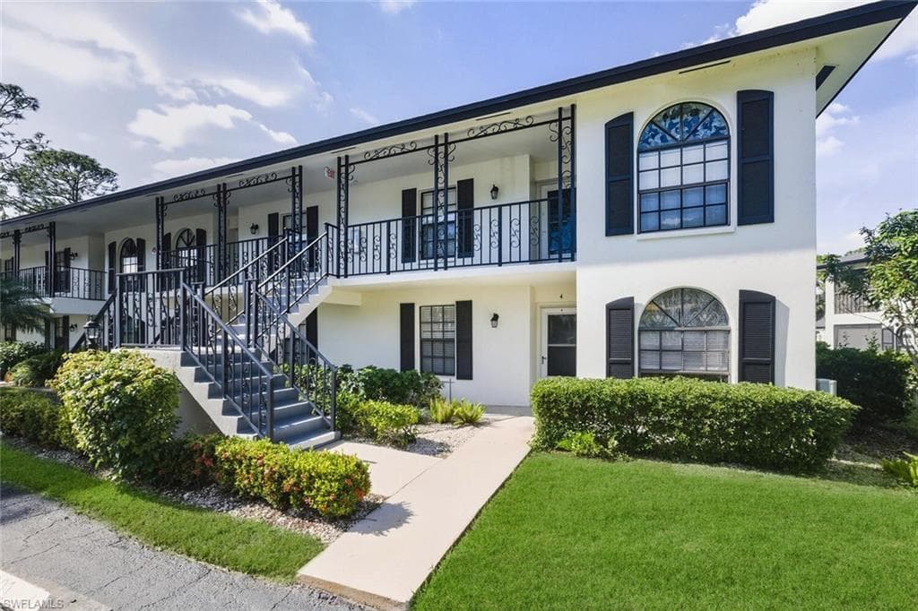 801 Augusta BLVD 4 NAPLES, FL 34113