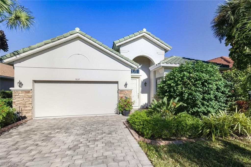 7837 Founders CIR NAPLES, FL 34104