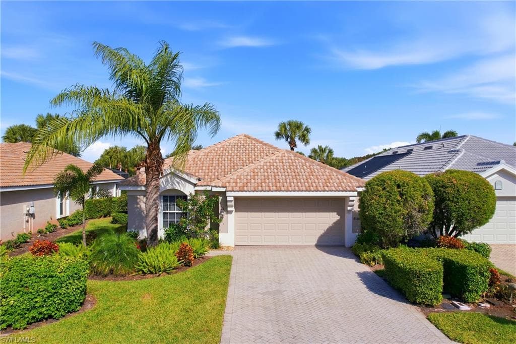 9538 Hemingway LN FORT MYERS, FL 33913