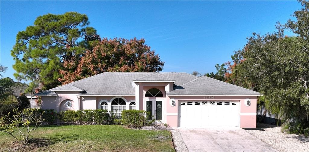 18316 Oriole RD FORT MYERS, FL 33967