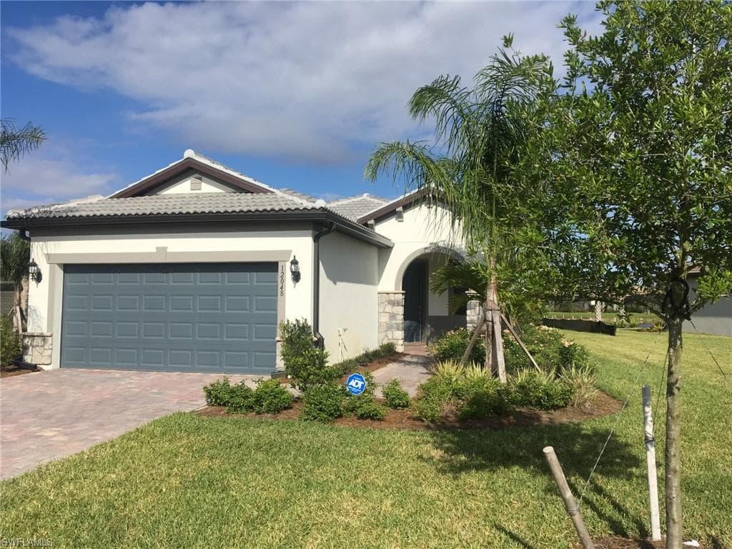 12048 Westmoreland WAY FORT MYERS, FL 33913