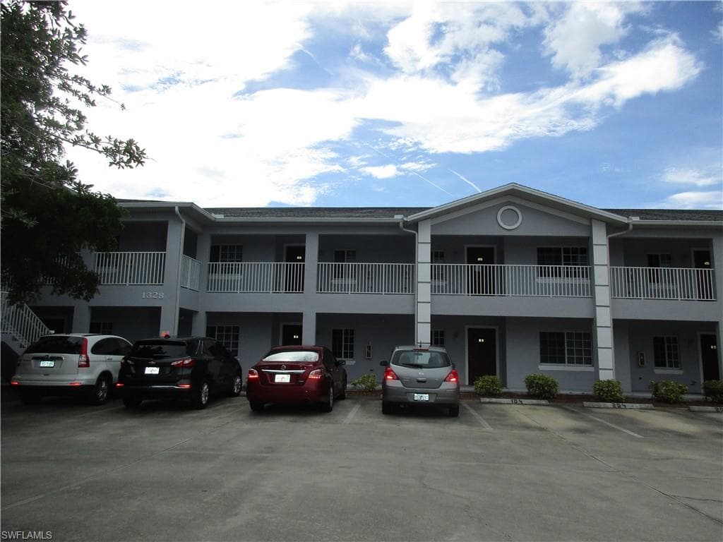 1328 SE 8th AVE 202 CAPE CORAL, FL 33990