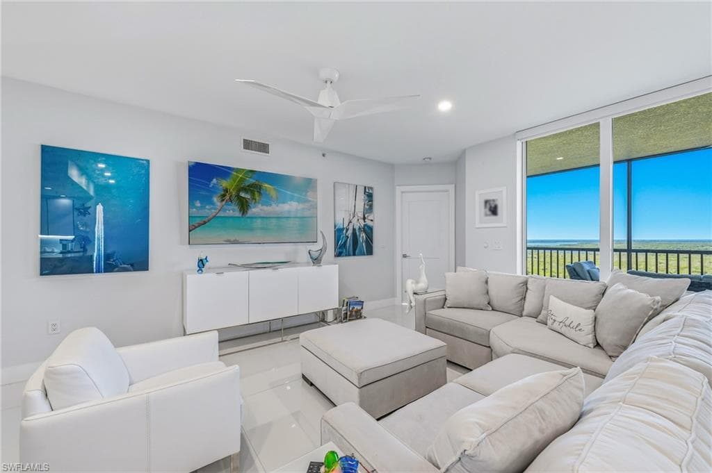 1065 Borghese LN 1503 NAPLES, FL 34114