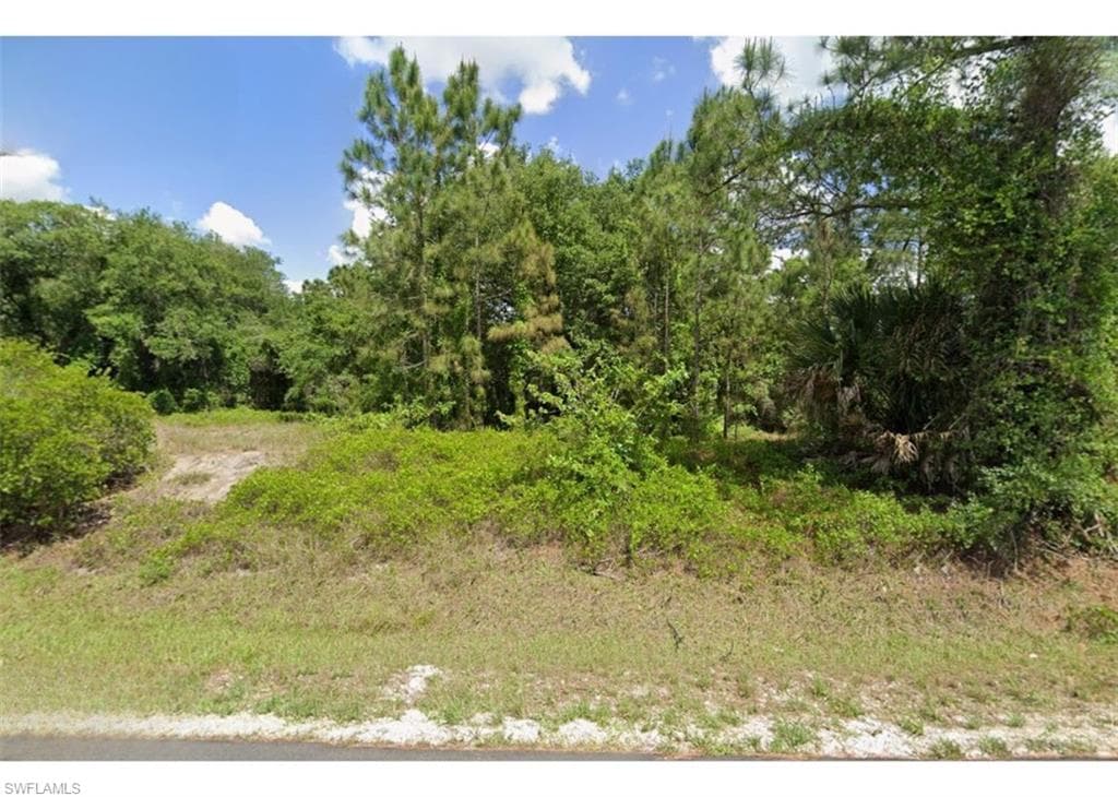 1603 Columbus AVE LEHIGH ACRES, FL 33972