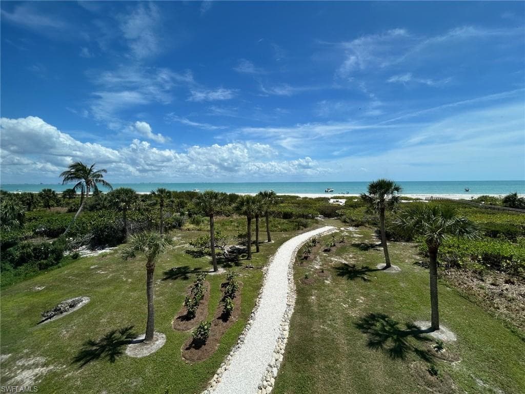 497 E Gulf DR 4 SANIBEL, FL 33957