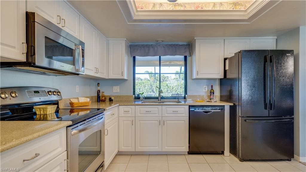 2005 Bolado PKWY CAPE CORAL, FL 33990
