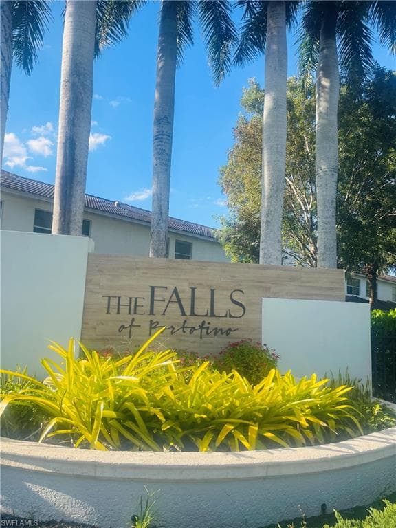 7050 Ambrosia LN 3405 NAPLES, FL 34119