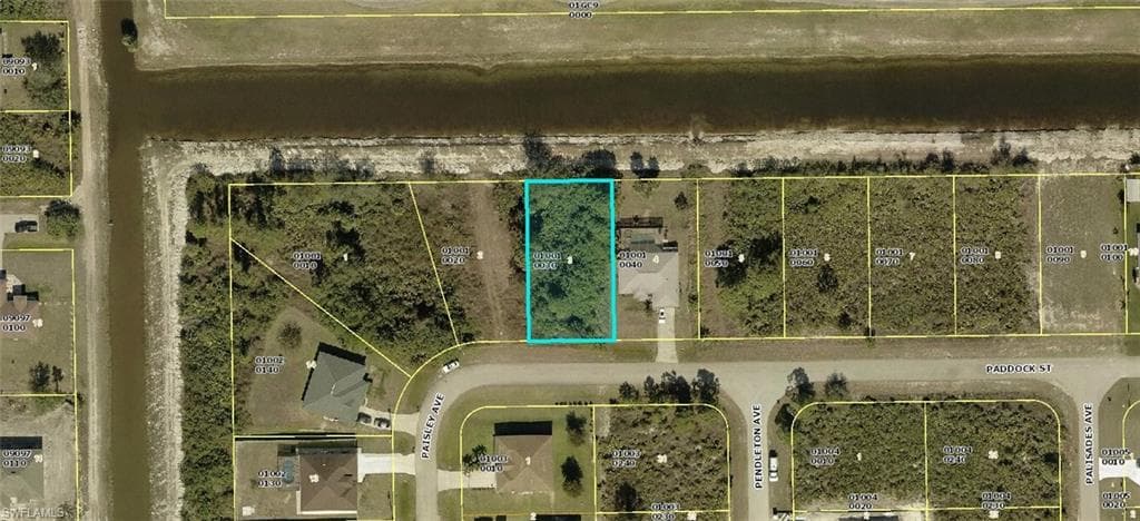 105 Paddock ST LEHIGH ACRES, FL 33974