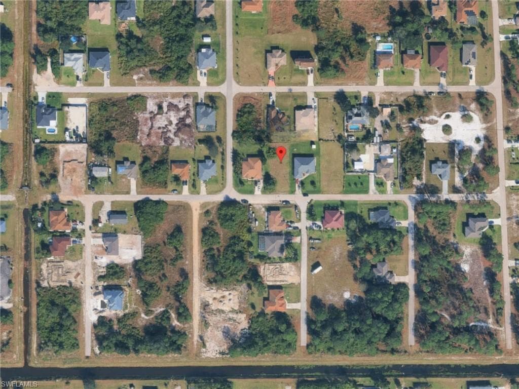 3714 29th ST SW LEHIGH ACRES, FL 33976
