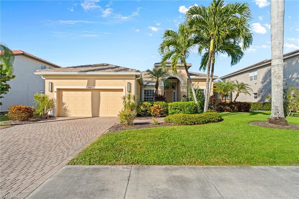 8429 Laurel Lakes BLVD NAPLES, FL 34119
