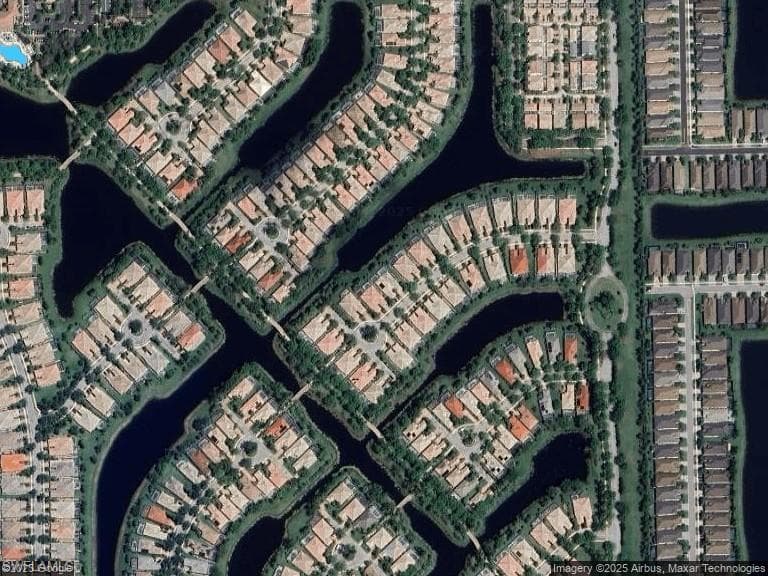 15436 Orlanda DR BONITA SPRINGS, FL 34135