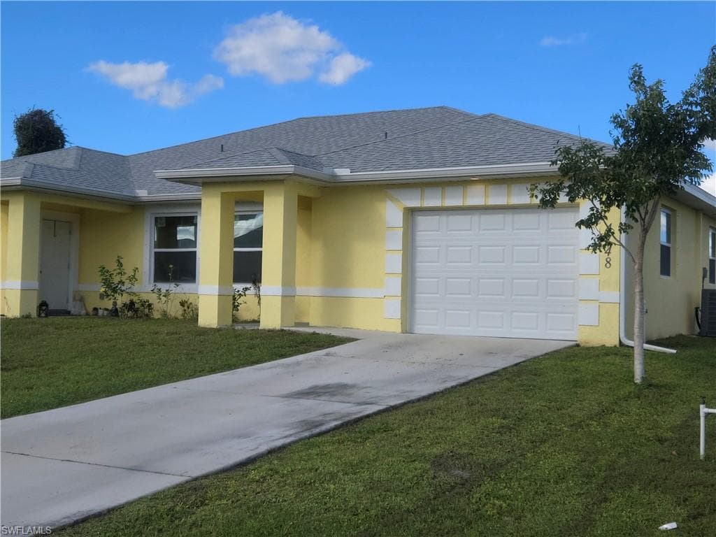 4748 27th ST SW LEHIGH ACRES, FL 33973
