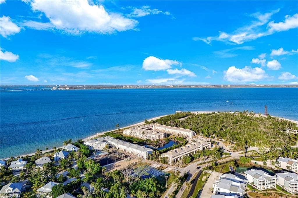 200 Periwinkle WAY 214 SANIBEL, FL 33957