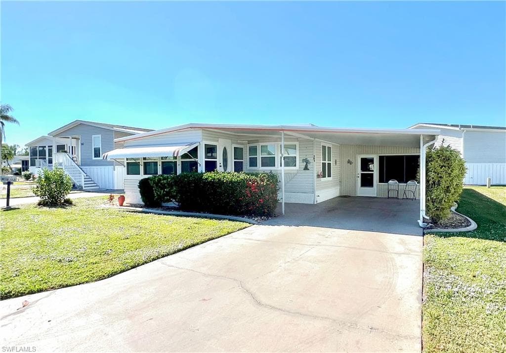 301 Dillard AVE FORT MYERS, FL 33908