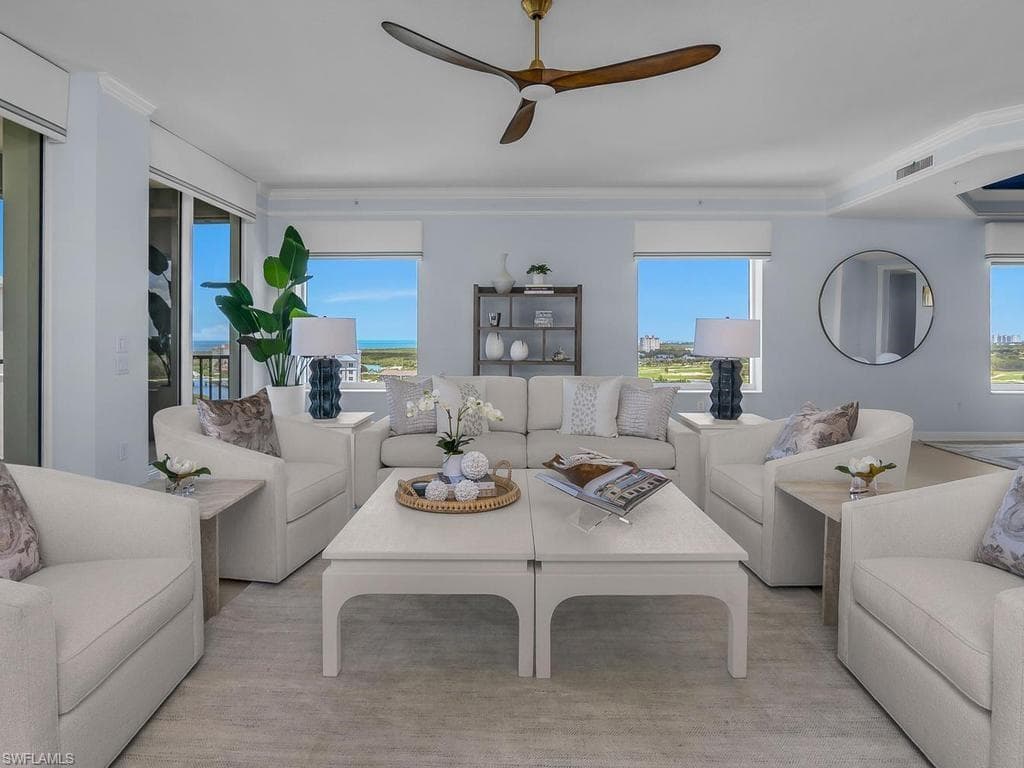 455 Cove Tower DR PH 1802 NAPLES, FL 34110