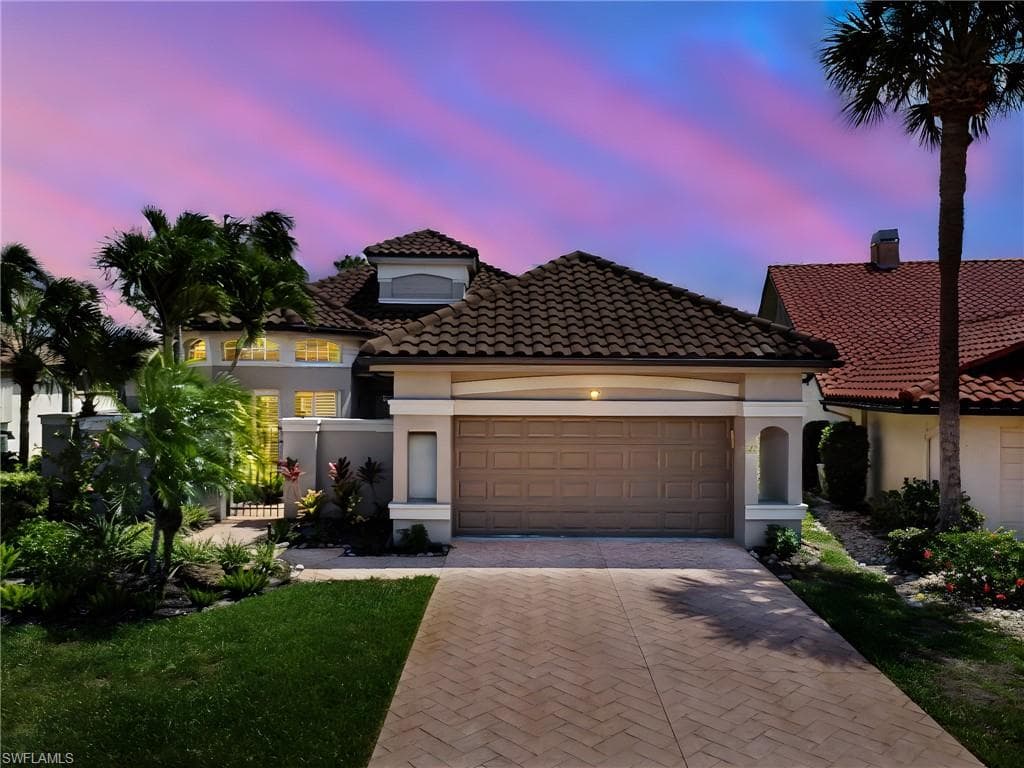 28465 Highgate DR BONITA SPRINGS, FL 34135