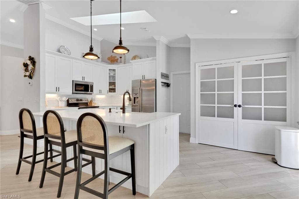 1151 Jardin DR NAPLES, FL 34104