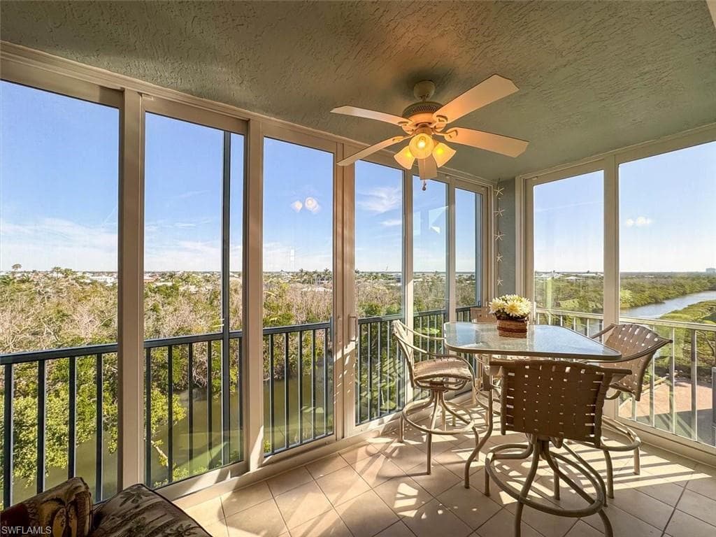 22724 Island Pines WAY 403 FORT MYERS BEACH, FL 33931