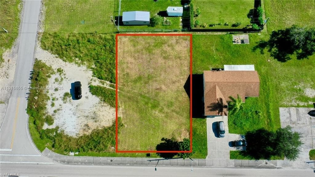 4715 Lee BLVD LEHIGH ACRES, FL 33971