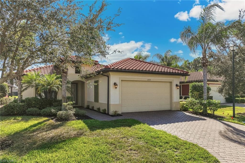 12459 Kentwood AVE FORT MYERS, FL 33913