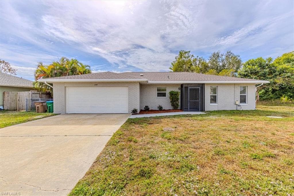 1504 13th ST CAPE CORAL, FL 33909