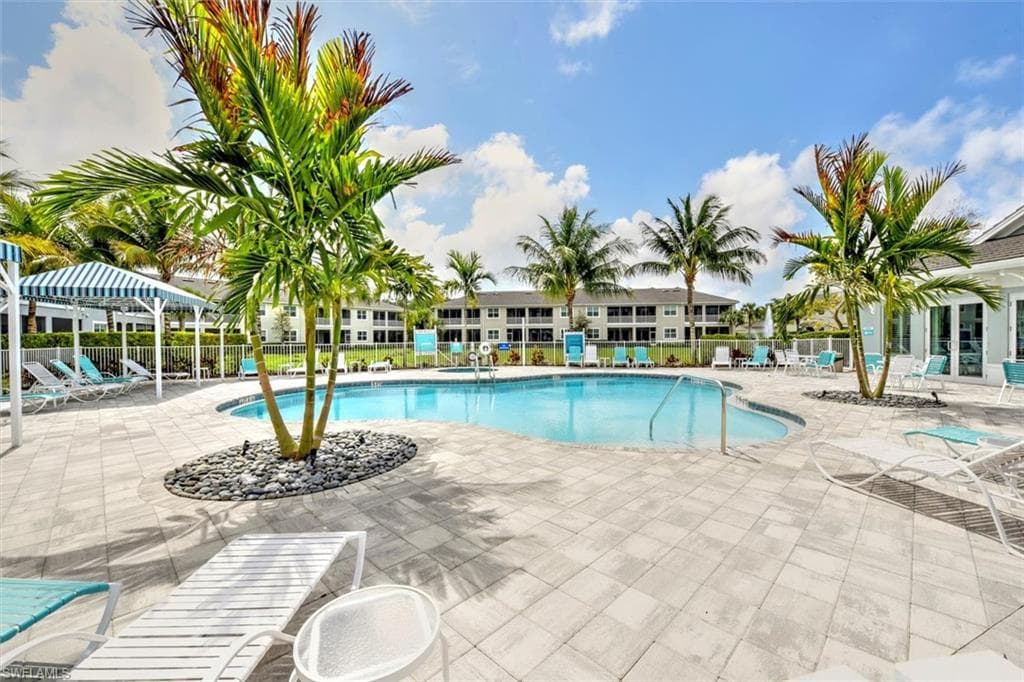 6980 Avalon CIR 1104 NAPLES, FL 34112