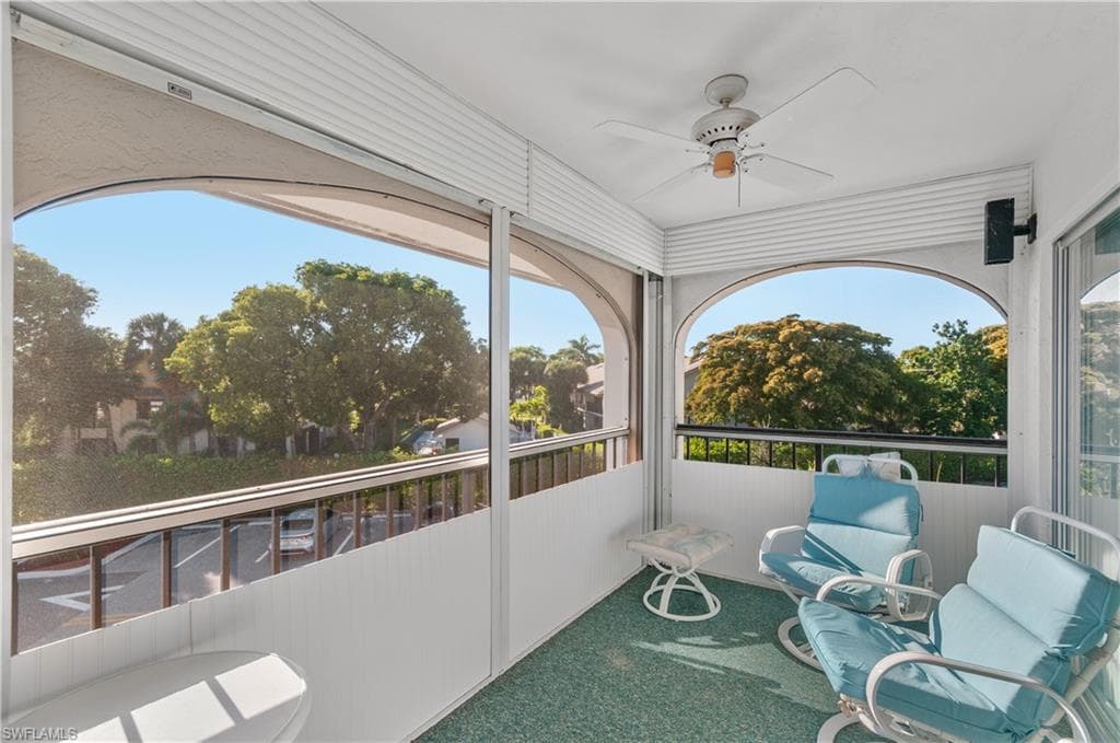 5 High Point CIR W 301 NAPLES, FL 34103