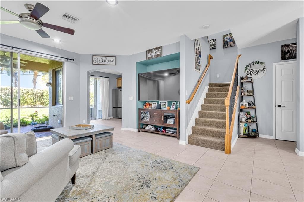 3353 Dandolo CIR CAPE CORAL, FL 33909