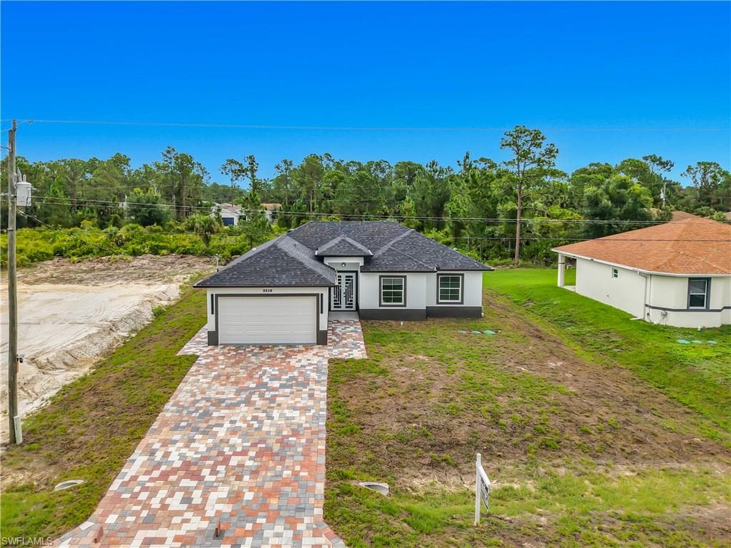 3310 61st ST W LEHIGH ACRES, FL 33971
