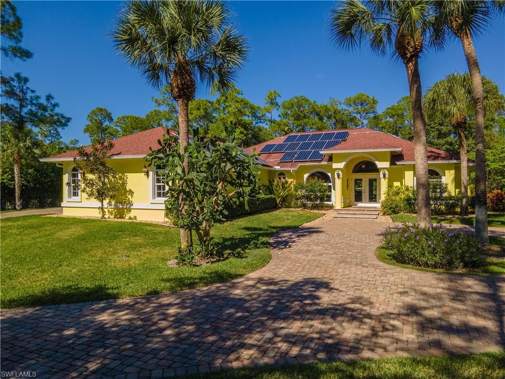 4541 7th AVE NW NAPLES, FL 34119