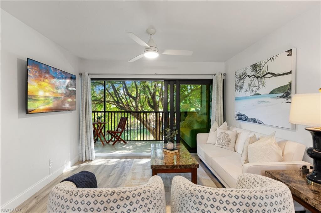 600 Neapolitan WAY 257 NAPLES, FL 34103