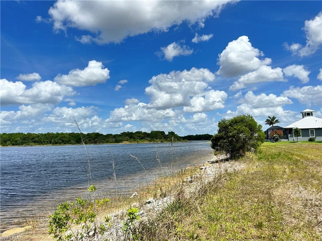 515 Shady Hollow BLVD W NAPLES, FL 34120