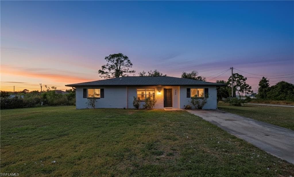 300 Anita AVE S LEHIGH ACRES, FL 33976
