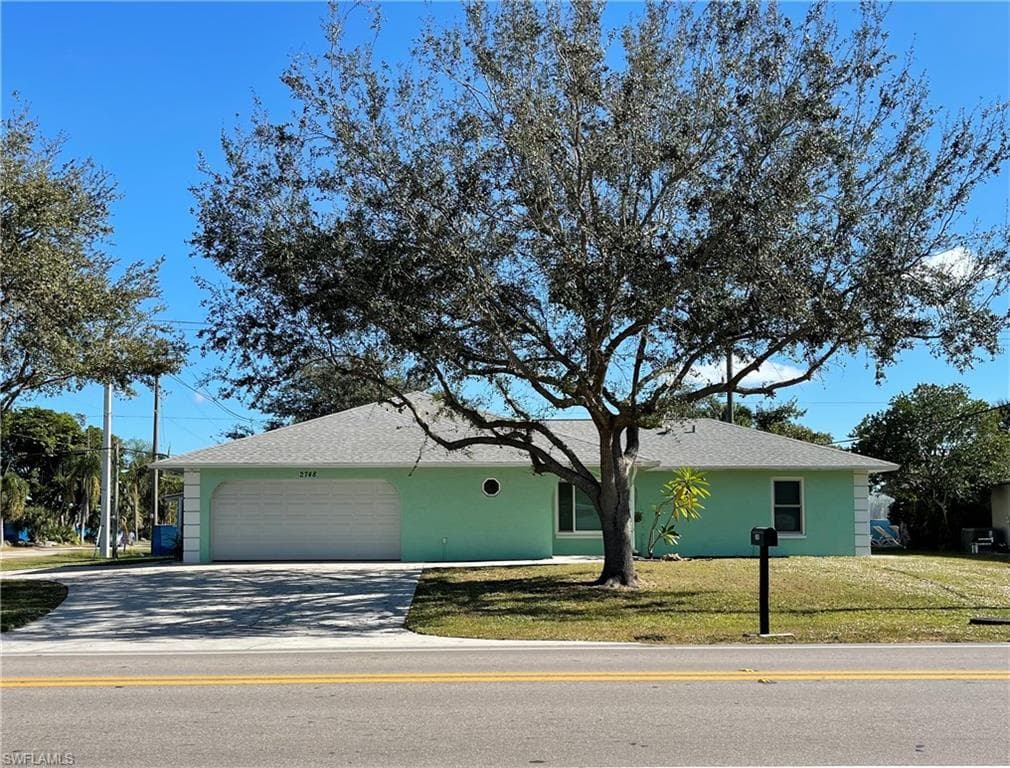 2748 44th ST SW NAPLES, FL 34116