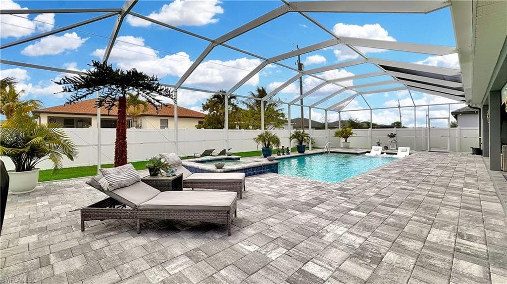 921 NE 13th AVE CAPE CORAL, FL 33909